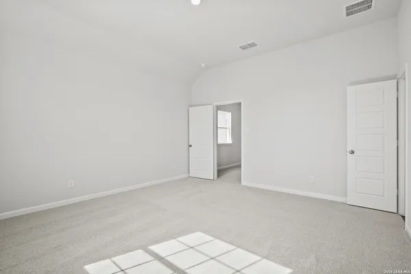 $295,688 | 11111 Luckenbach Loop, Converse, TX 78109