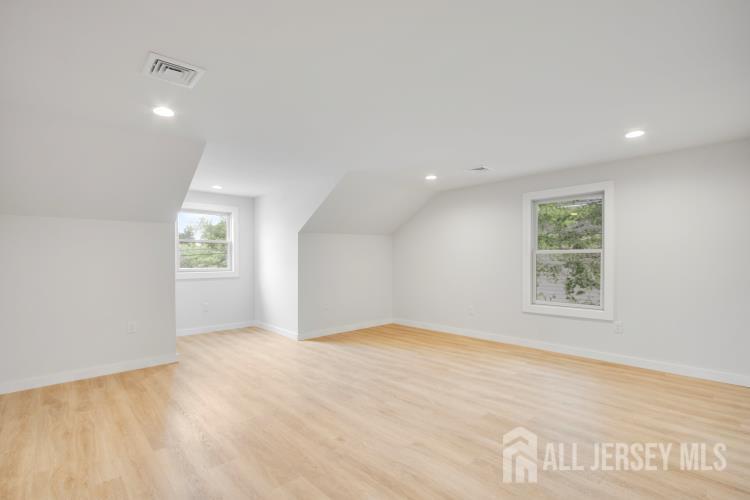 99 Craig Street Edison, NJ 08817 - Photo 30 of 38