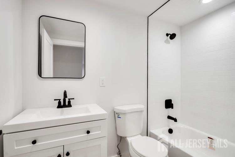 99 Craig Street Edison, NJ 08817 - Photo 32 of 38