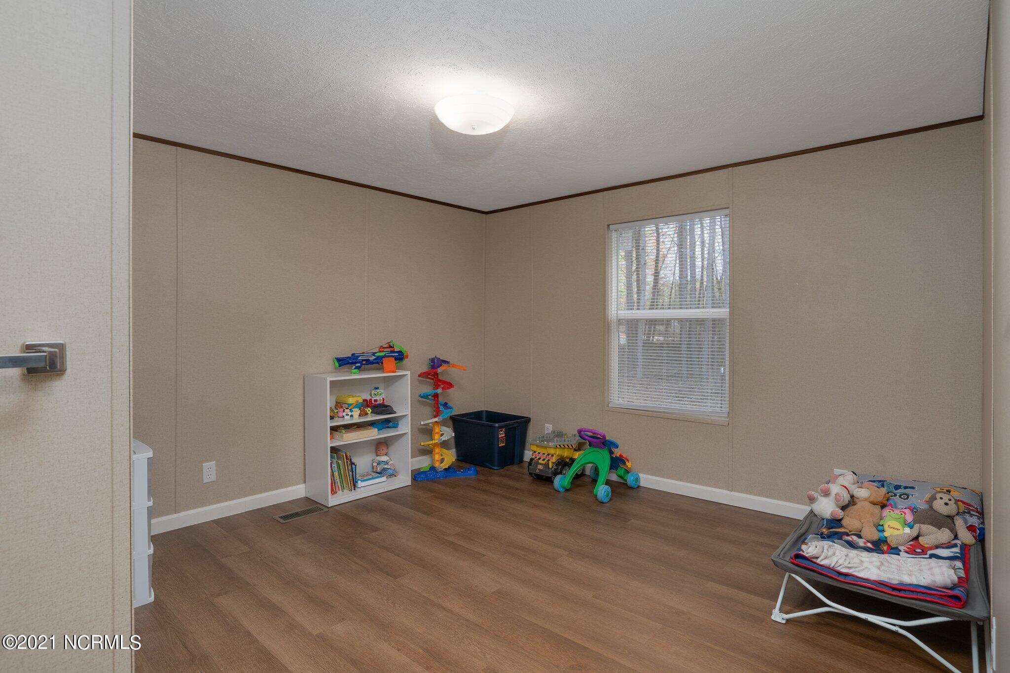 6911 Simmons Road Castalia, NC 27816 - Photo 16 of 23 024-6911SimmonsRoad-Castalia-NC-27816-SM