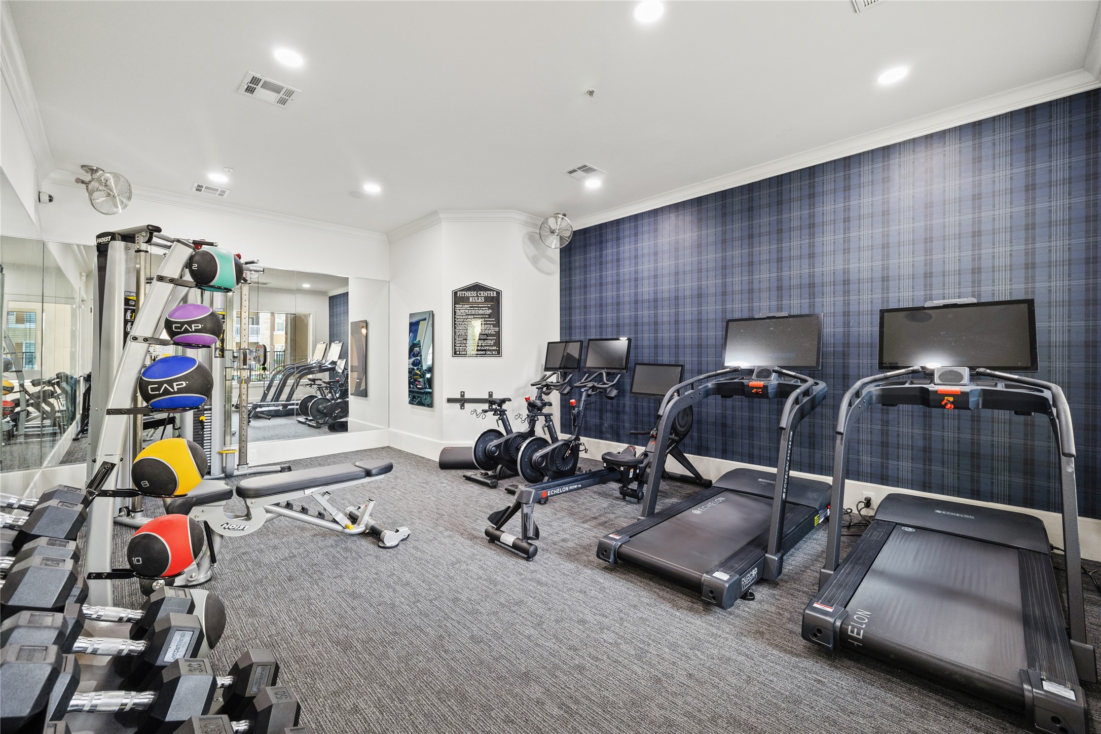 11925 Jones Road, Unit 2106 Houston, TX 77070 - Photo 7 of 21 a view of gym