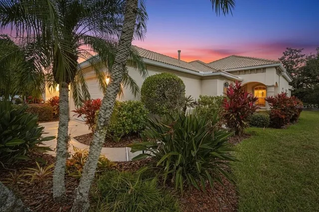 $2,995 | 6055 Wingspan Way, Bradenton, FL 34203