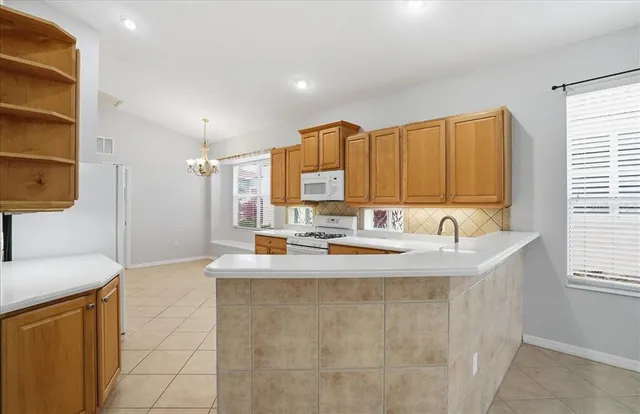 $2,995 | 6055 Wingspan Way, Bradenton, FL 34203