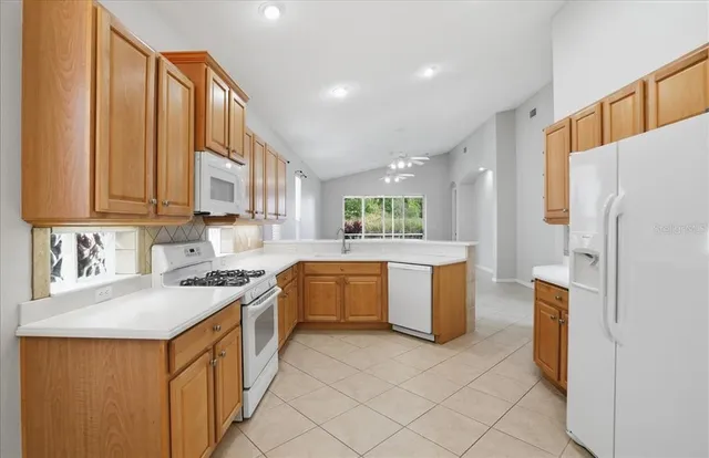 $2,995 | 6055 Wingspan Way, Bradenton, FL 34203