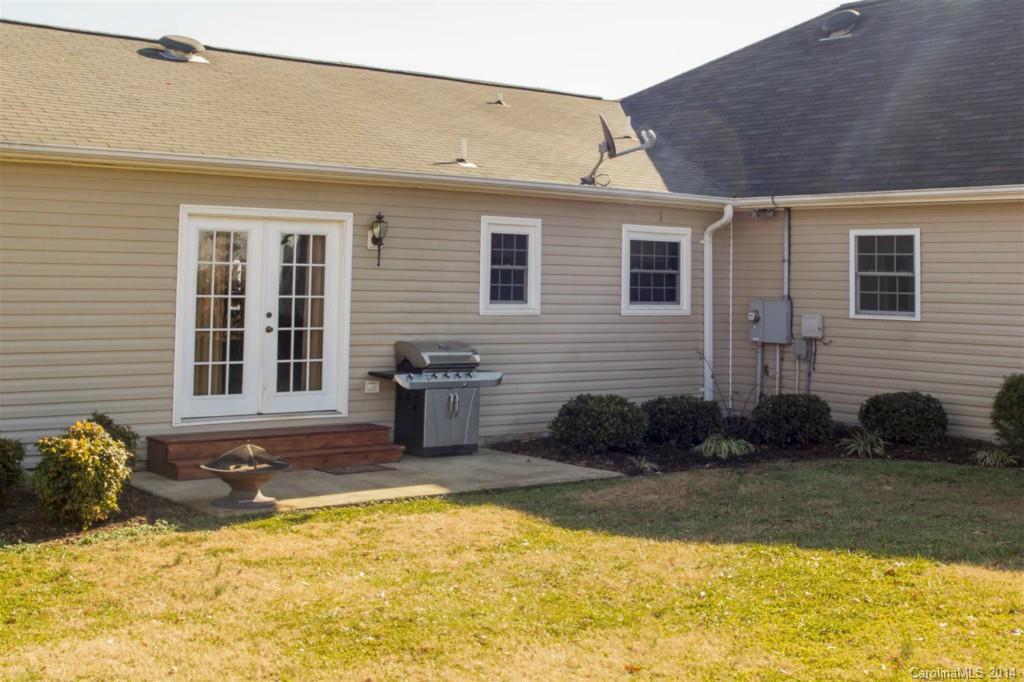 4128 Icard Ridge Road Hickory, NC 28601 - Photo 17 of 18 Gallery Image 17