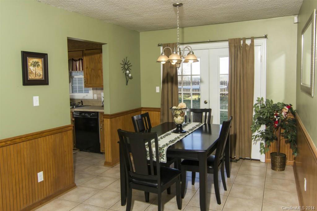 4128 Icard Ridge Road Hickory, NC 28601 - Photo 7 of 18 Gallery Image 7