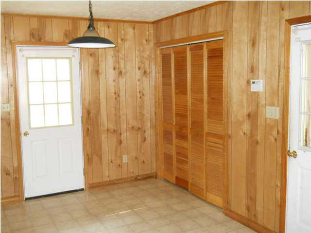 1545 Brignall Road Northeast Brookhaven, MS 39601 - Photo 11 of 12 Dining Area