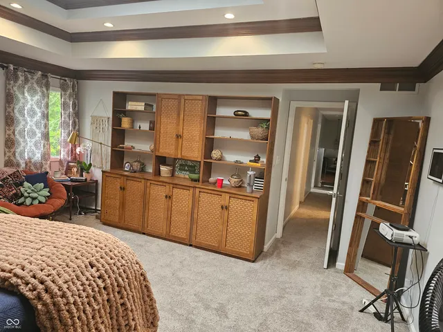 $998,000 | 8423 Mud Creek Road, Indianapolis, IN 46256