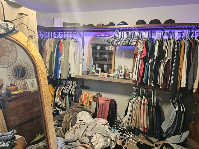 $998,000 | 8423 Mud Creek Road, Indianapolis, IN 46256