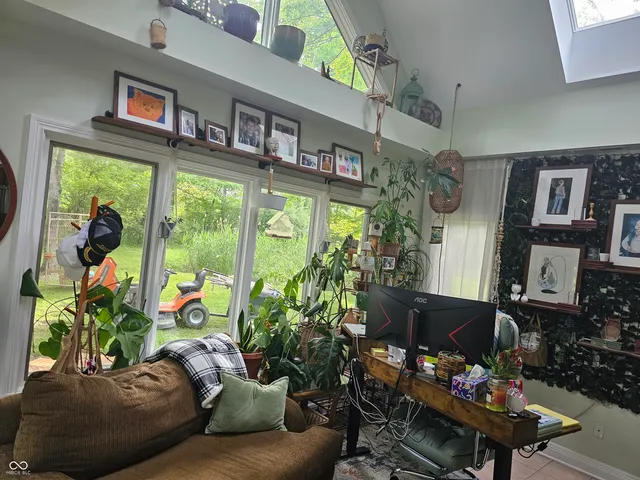 $998,000 | 8423 Mud Creek Road, Indianapolis, IN 46256