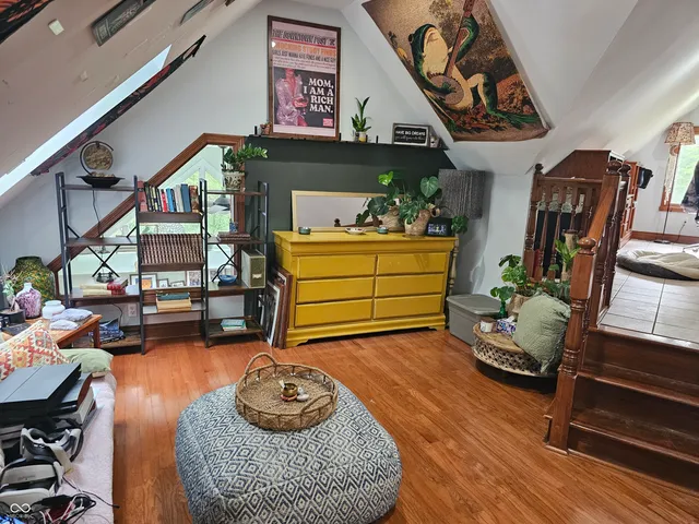 $998,000 | 8423 Mud Creek Road, Indianapolis, IN 46256