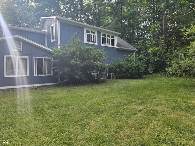 $998,000 | 8423 Mud Creek Road, Indianapolis, IN 46256
