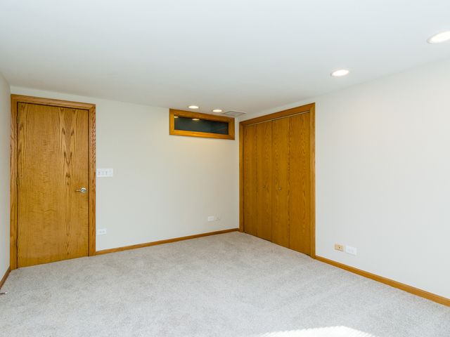 176 Woodside Road Riverside, IL 60546 - Photo 29 of 44