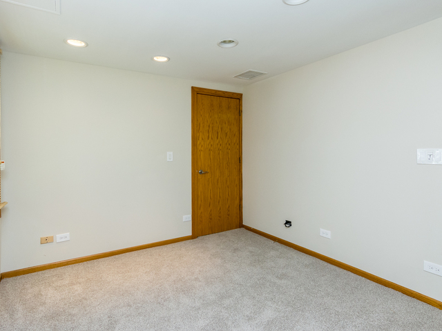 176 Woodside Road Riverside, IL 60546 - Photo 31 of 44