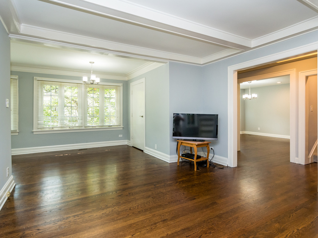 176 Woodside Road Riverside, IL 60546 - Photo 8 of 44