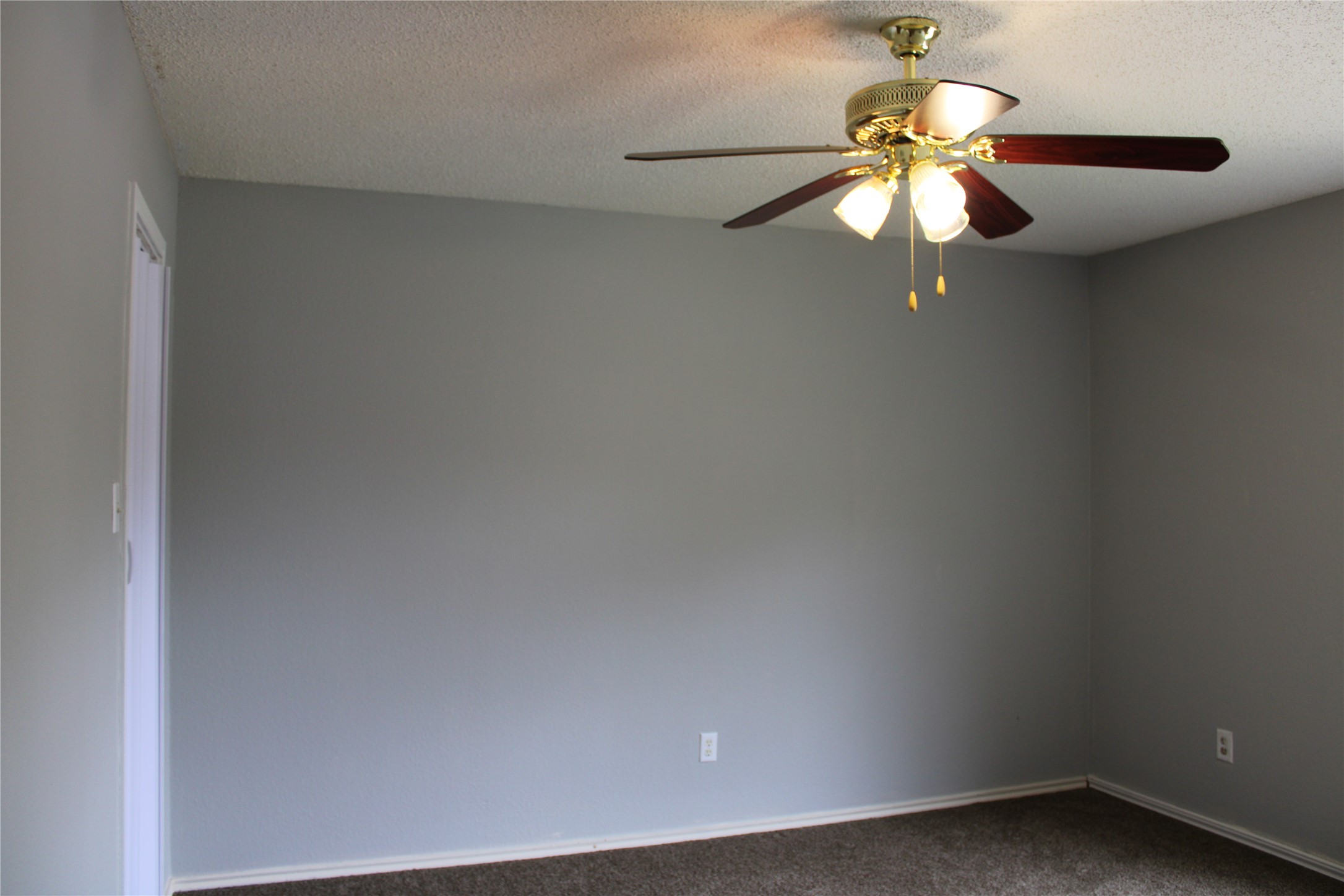 16205 Glorious Lane Pflugerville, TX 78660 - Photo 21 of 30 a view of a small space and a chandelier fan