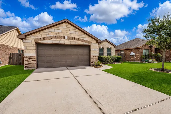$299,000 | 28614 Lockeridge Farms Drive, Spring, TX 77386