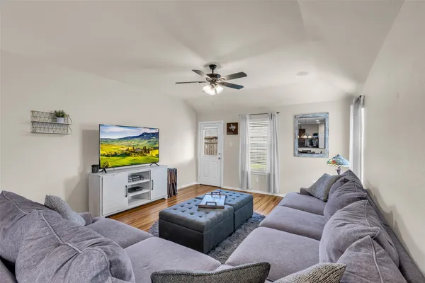 $299,000 | 28614 Lockeridge Farms Drive, Spring, TX 77386