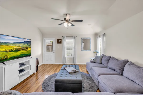 $299,000 | 28614 Lockeridge Farms Drive, Spring, TX 77386