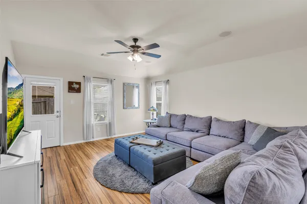 $299,000 | 28614 Lockeridge Farms Drive, Spring, TX 77386