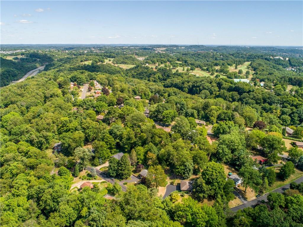 8 Thornridge Road Pittsburgh, PA 15202 - Photo 17 of 18 Minutes to Shannonpin Country Club and Golf Course. Check out how close you are to I-279 too (left hand corner of photo)!