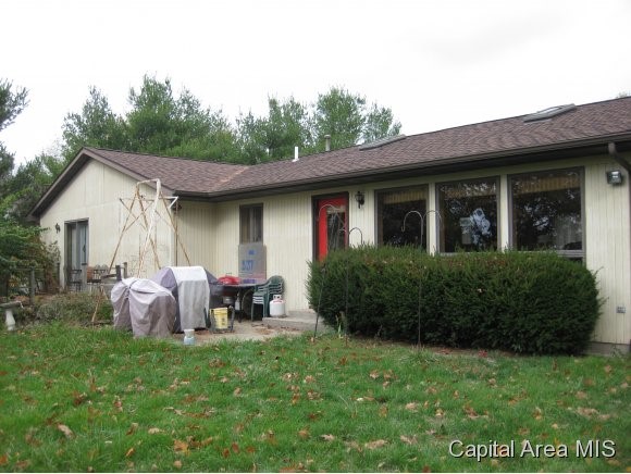 6348 Country Trail Rochester, IL 62563 - Photo 4 of 21