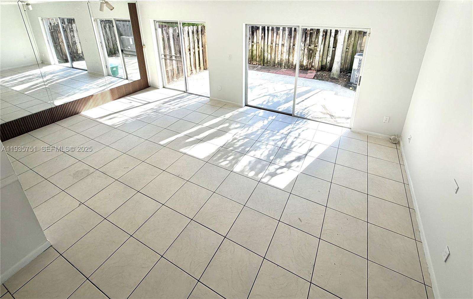 13922 Southwest 102nd Lane Miami, FL 33186 - Photo 3 of 20