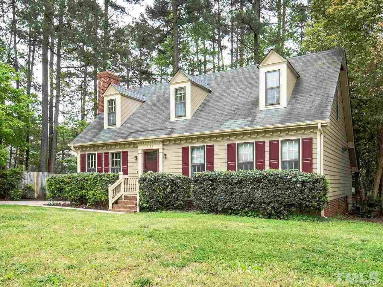 7108 Glendower Road Raleigh, NC 27613 - Photo 3 of 30
