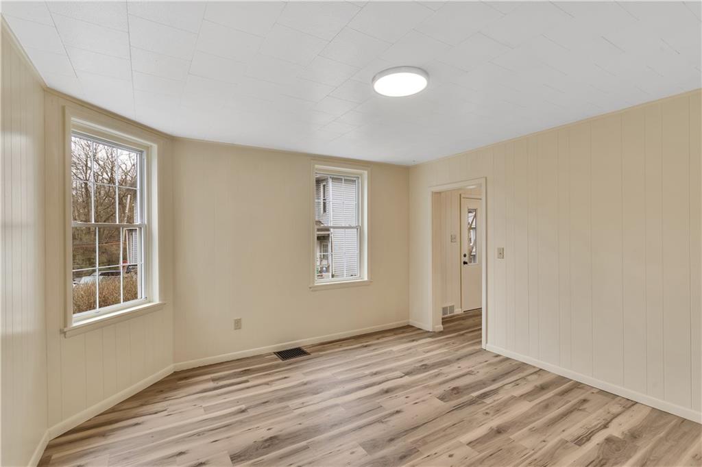 10 Clark Street Greensburg, PA 15601 - Photo 11 of 30