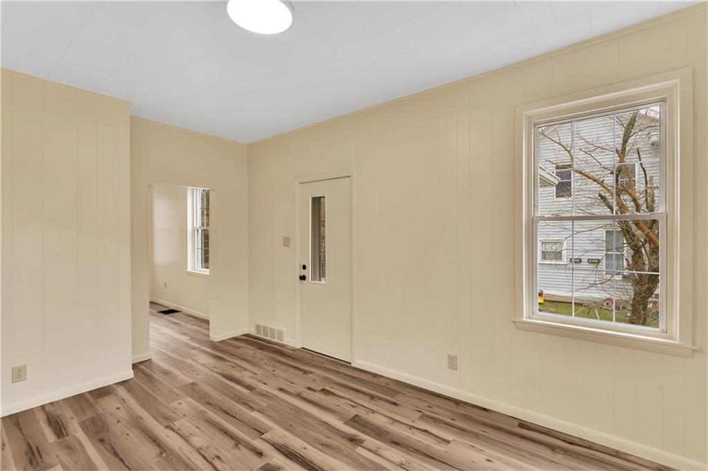 10 Clark Street Greensburg, PA 15601 - Photo 17 of 30