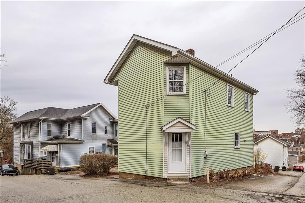 10 Clark Street Greensburg, PA 15601 - Photo 2 of 30