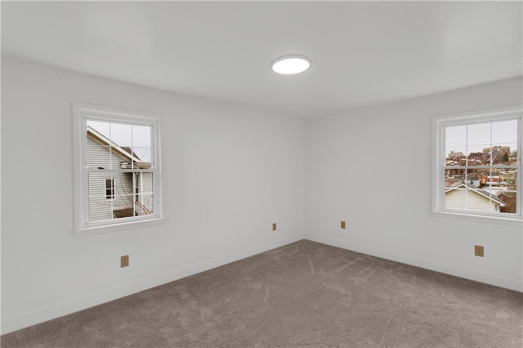 10 Clark Street Greensburg, PA 15601 - Photo 26 of 30