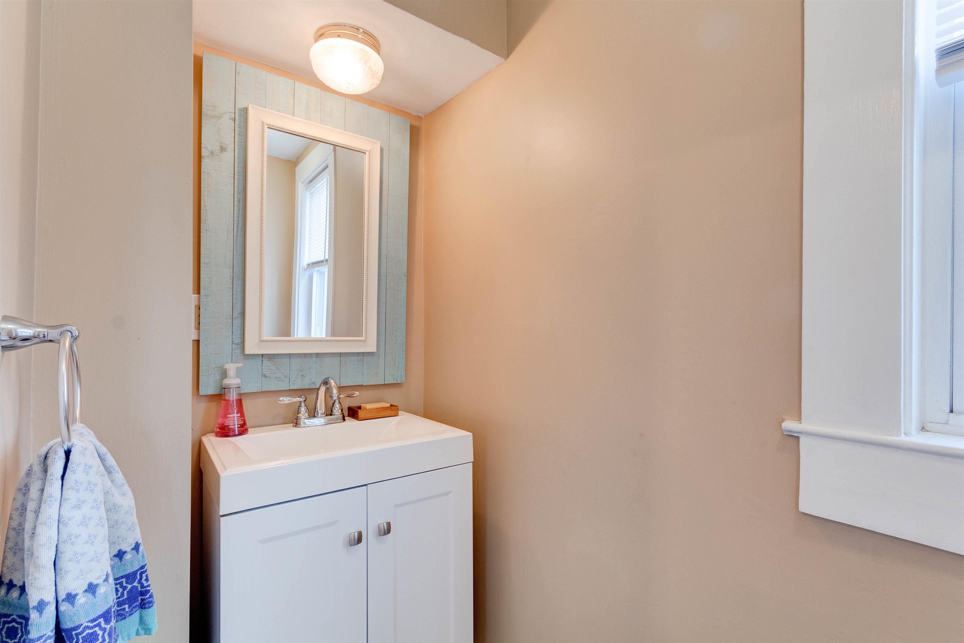 11 Dublin Way Rochester, NH 03867 - Photo 6 of 30