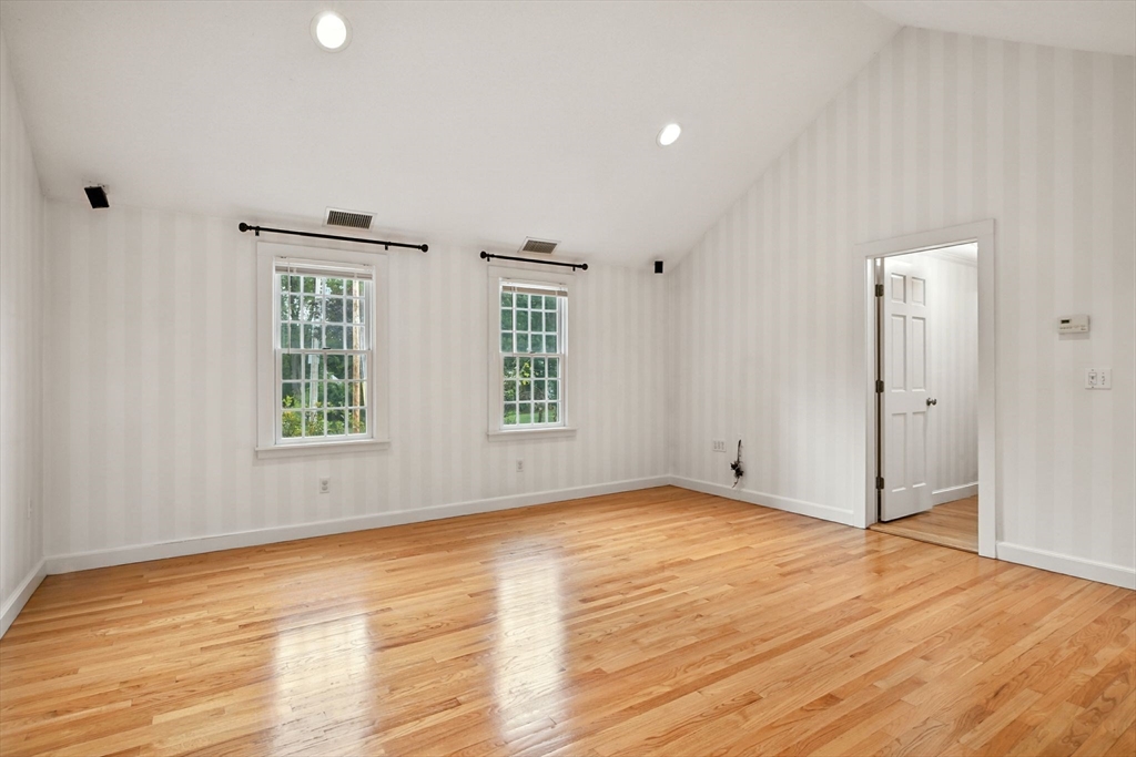 124 Longfellow Drive Longmeadow, MA 01106 - Photo 18 of 41