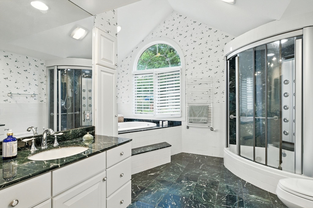 124 Longfellow Drive Longmeadow, MA 01106 - Photo 20 of 41