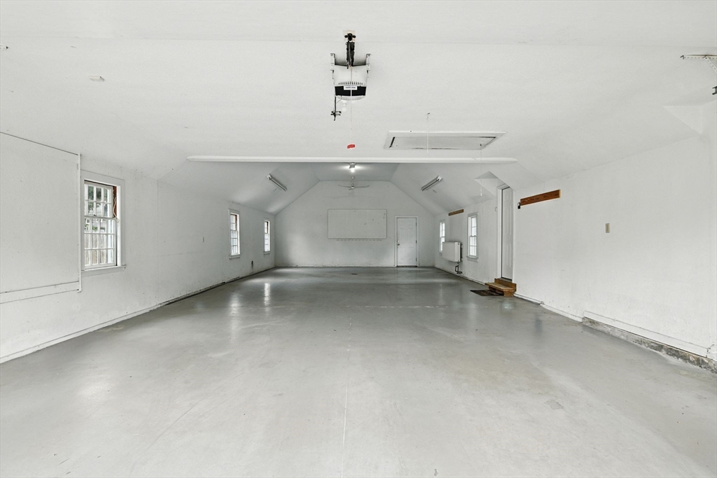 124 Longfellow Drive Longmeadow, MA 01106 - Photo 27 of 41