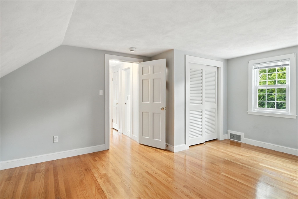 124 Longfellow Drive Longmeadow, MA 01106 - Photo 28 of 41