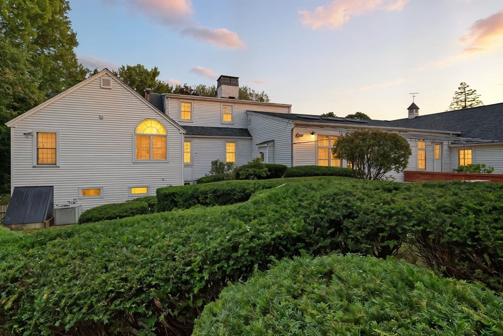 124 Longfellow Drive Longmeadow, MA 01106 - Photo 38 of 41