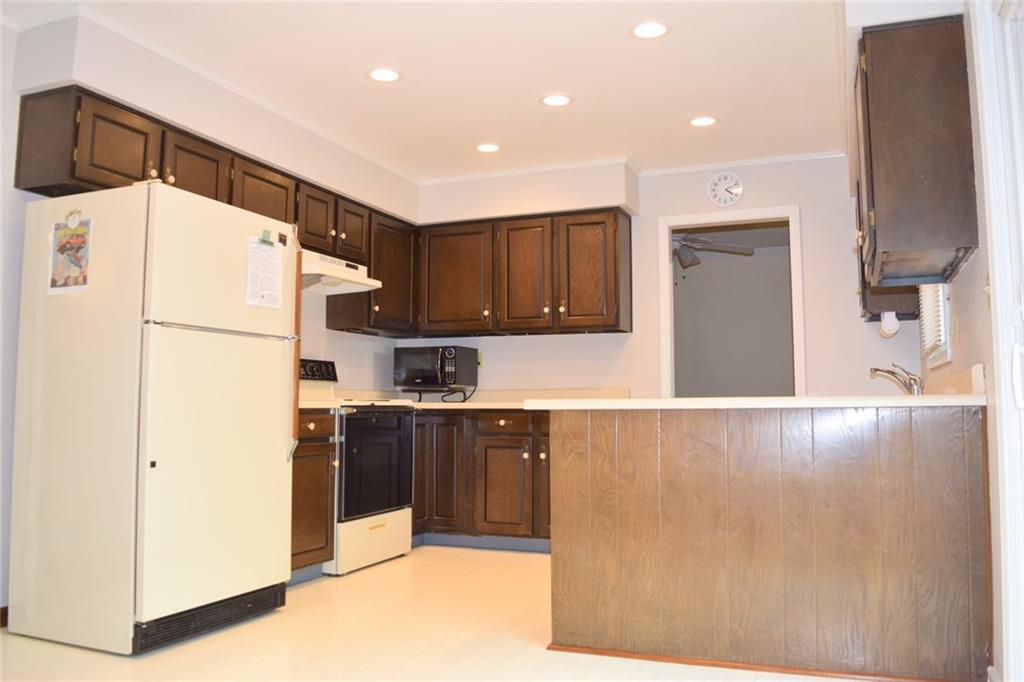 708 Canyon Road Indianapolis, IN 46217 - Photo 14 of 24 Gallery Image 14