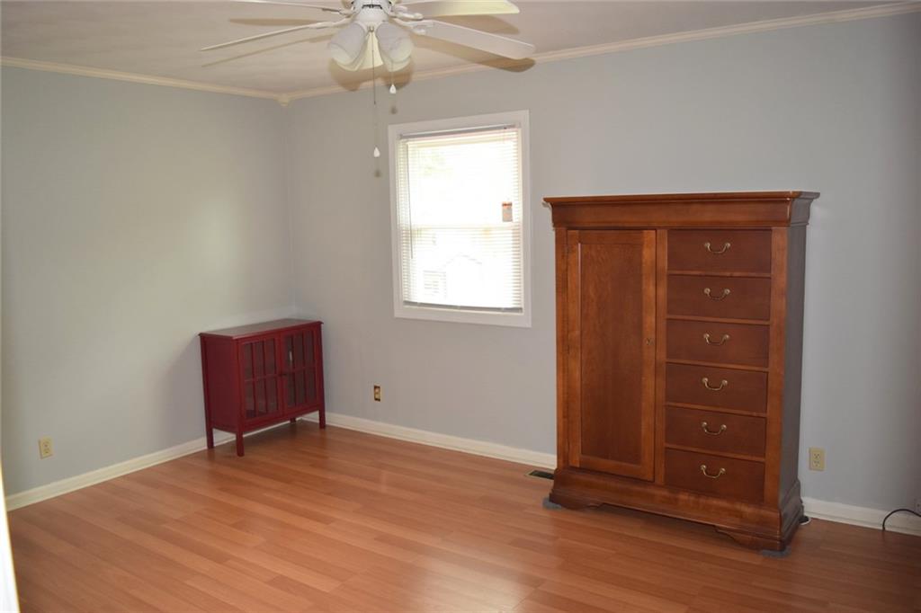 708 Canyon Road Indianapolis, IN 46217 - Photo 19 of 24 Gallery Image 19