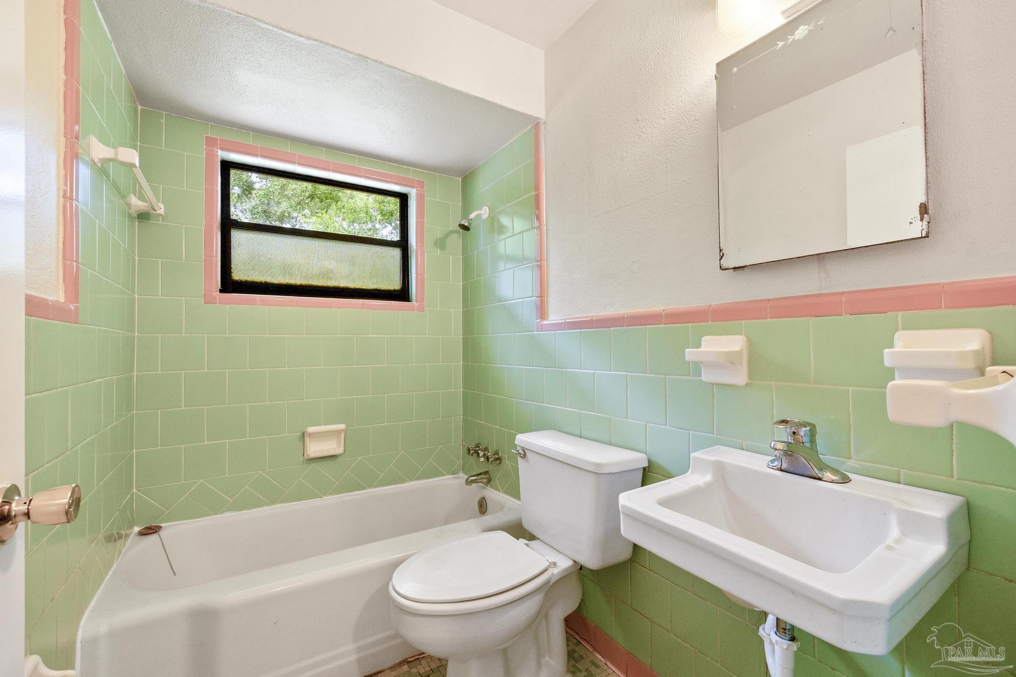 4520 Creighton Road Pensacola, FL 32504 - Photo 17 of 32 Gallery Image 17
