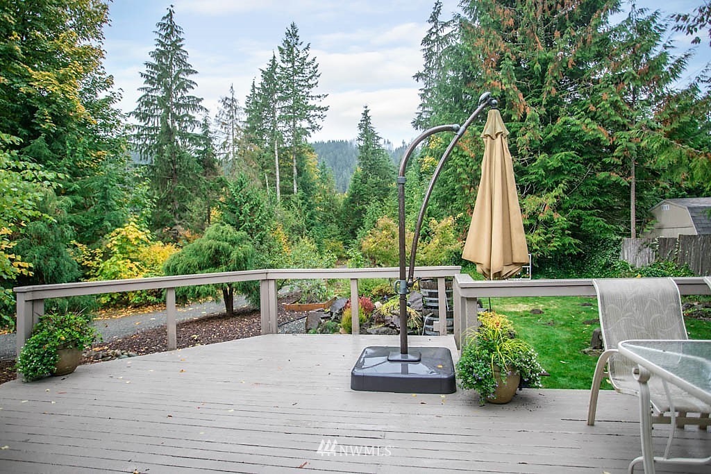 12220 Upper Preston Road Southeast Issaquah, WA 98027 - Photo 2 of 22 Gallery Image 2