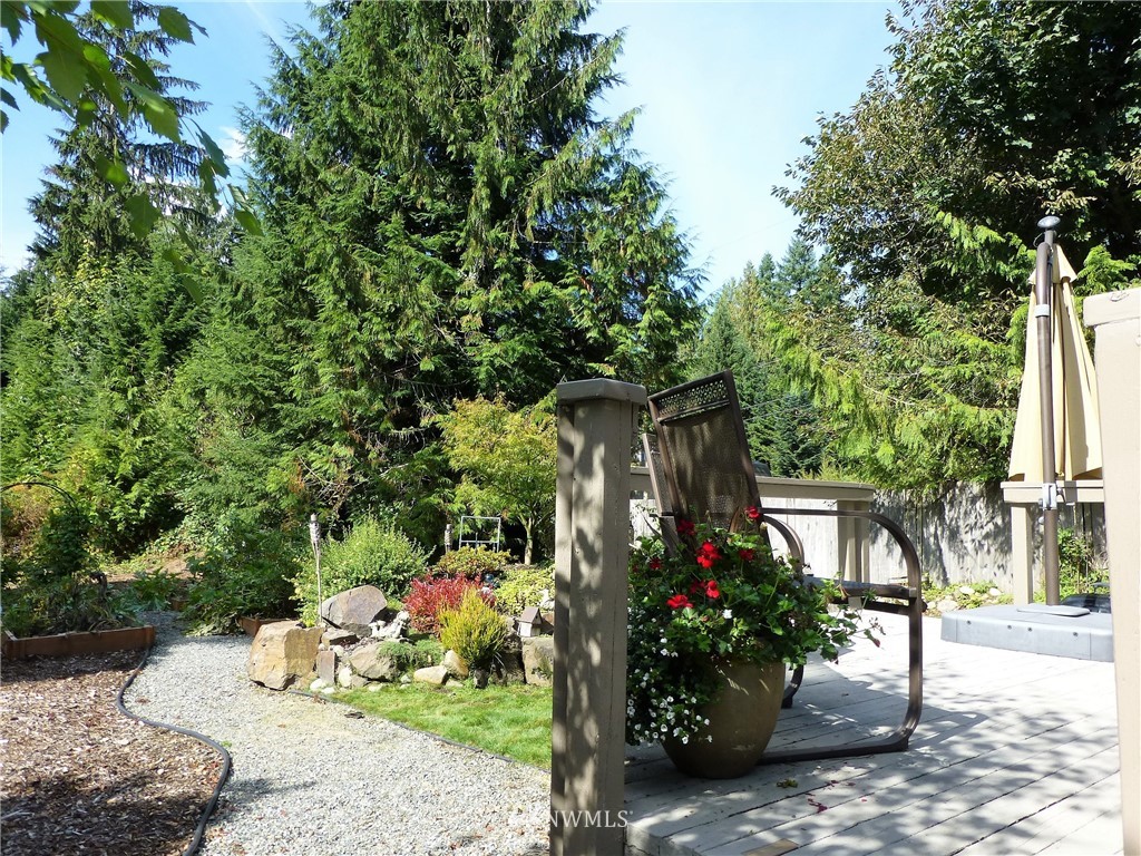12220 Upper Preston Road Southeast Issaquah, WA 98027 - Photo 17 of 22 Gallery Image 17