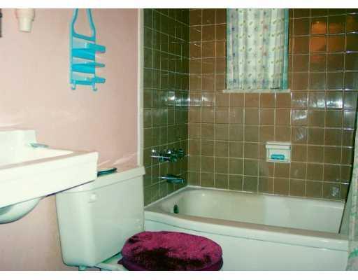 602 Filmore Road Forest Hills, PA 15221 - Photo 5 of 8 Master Bath/Spa.