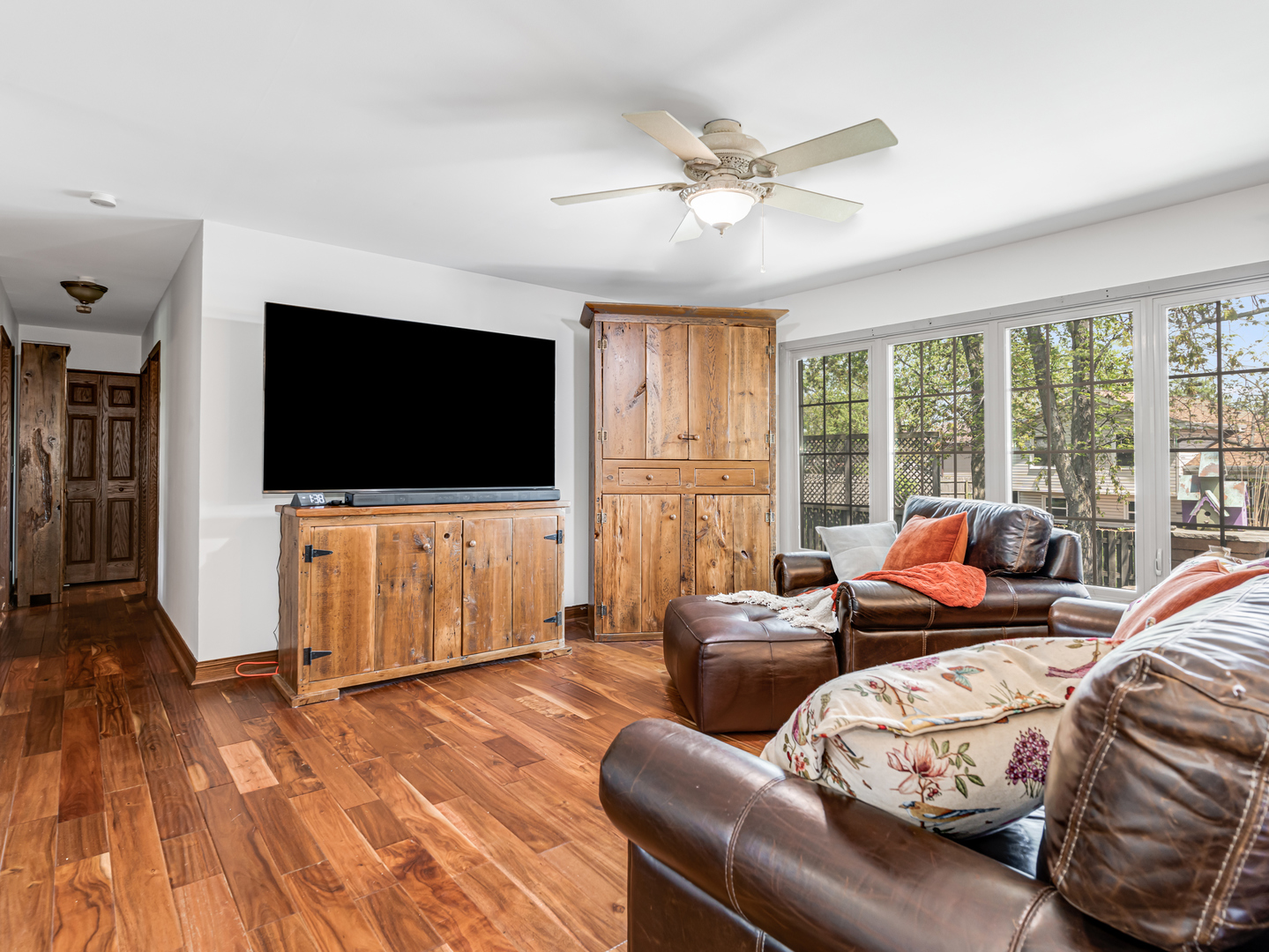 302 Delaware Drive Bolingbrook, IL 60440 - Photo 3 of 21 a bedroom with furniture and a flat screen tv
