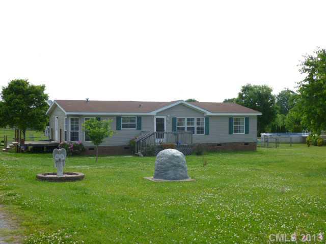 910 Landers Chapel Road Lincolnton, NC 28092 - Photo 3 of 14 Gallery Image 3