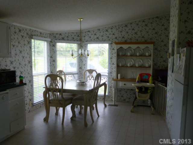 910 Landers Chapel Road Lincolnton, NC 28092 - Photo 5 of 14 Gallery Image 5