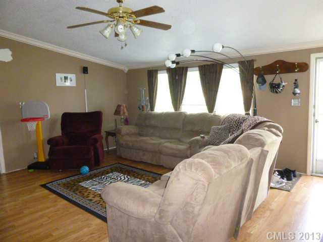 910 Landers Chapel Road Lincolnton, NC 28092 - Photo 7 of 14 Gallery Image 7