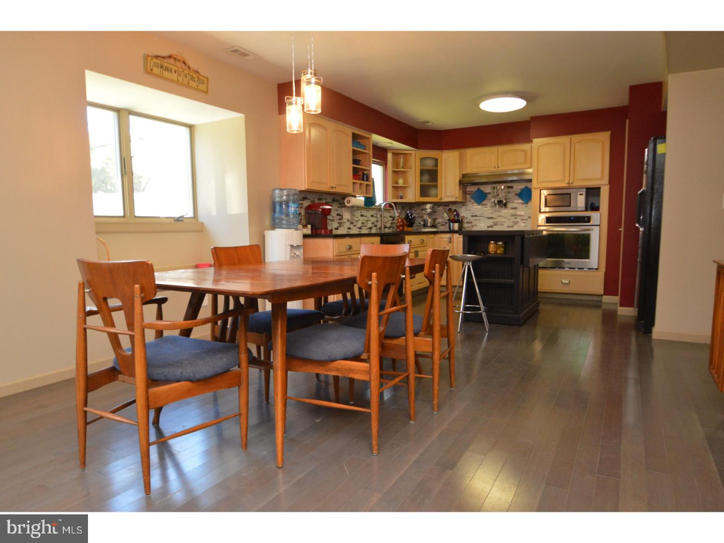 1637 Valley Forge Road Allentown, PA 18104 - Photo 4 of 25 Gallery Image 4