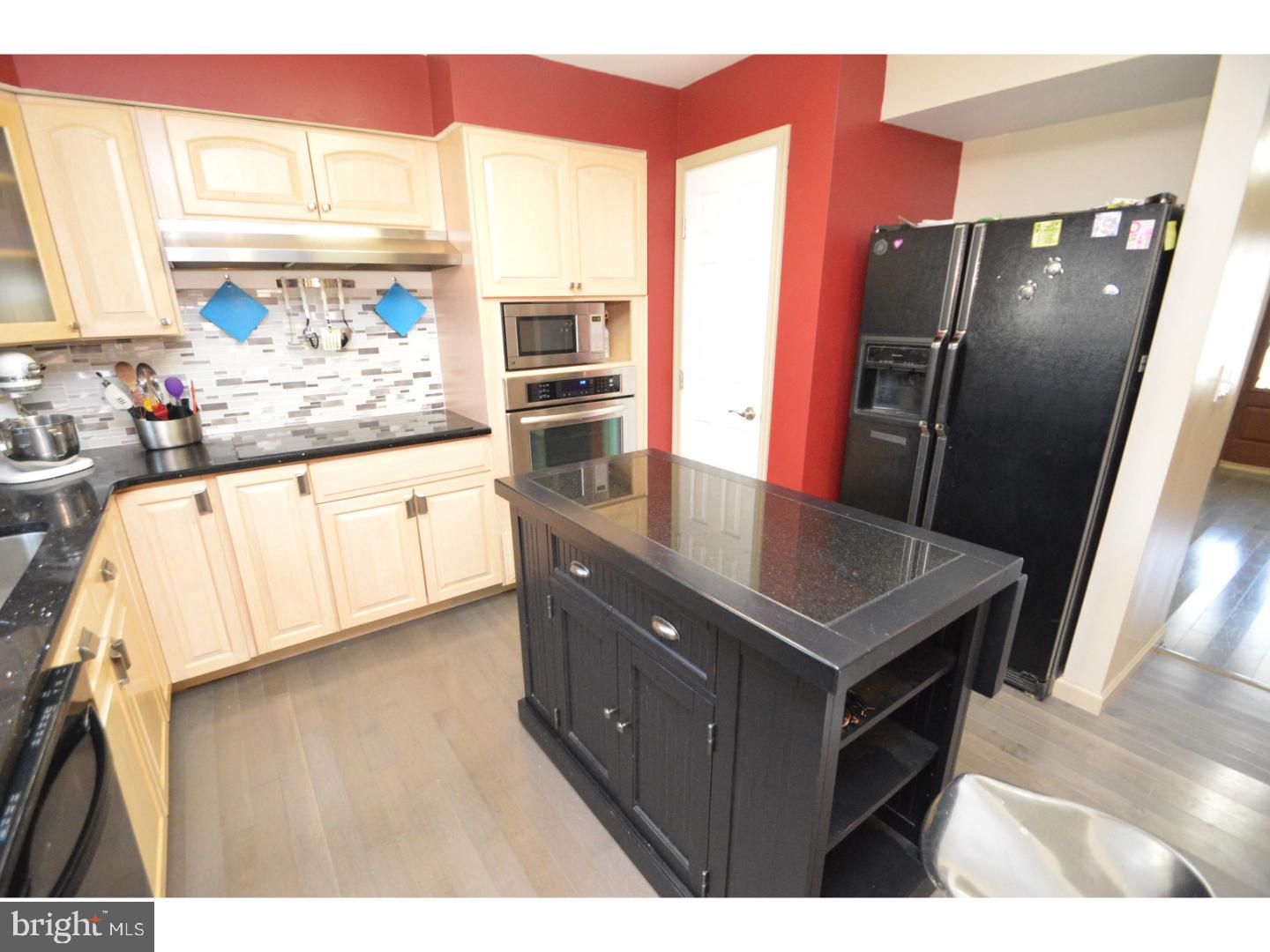 1637 Valley Forge Road Allentown, PA 18104 - Photo 6 of 25 Gallery Image 6